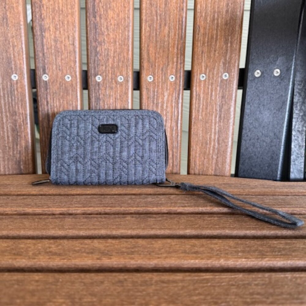 Lug Wallet with RFID - Rodeo Heather Gray NWOT - Picture 2 of 12
